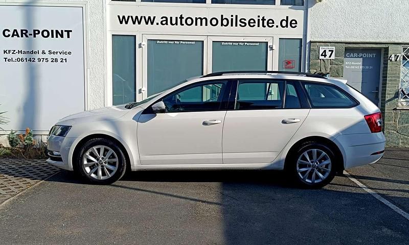 Gebraucht Skoda Octavia Style 116 PS (85 kW) 2019 Weiß Kombi