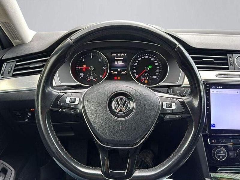 Gebraucht VW Passat Highline 190 PS (139 kW) 2018 Silber Kombi