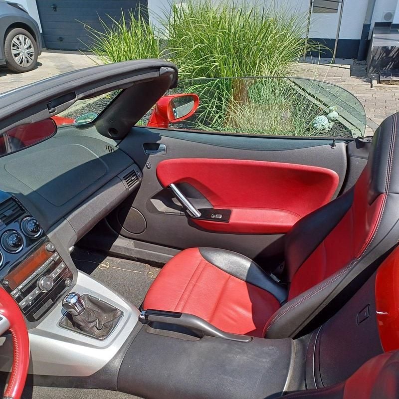Gebraucht Opel GT 264 PS (194 kW) 2008 Rot Cabrio