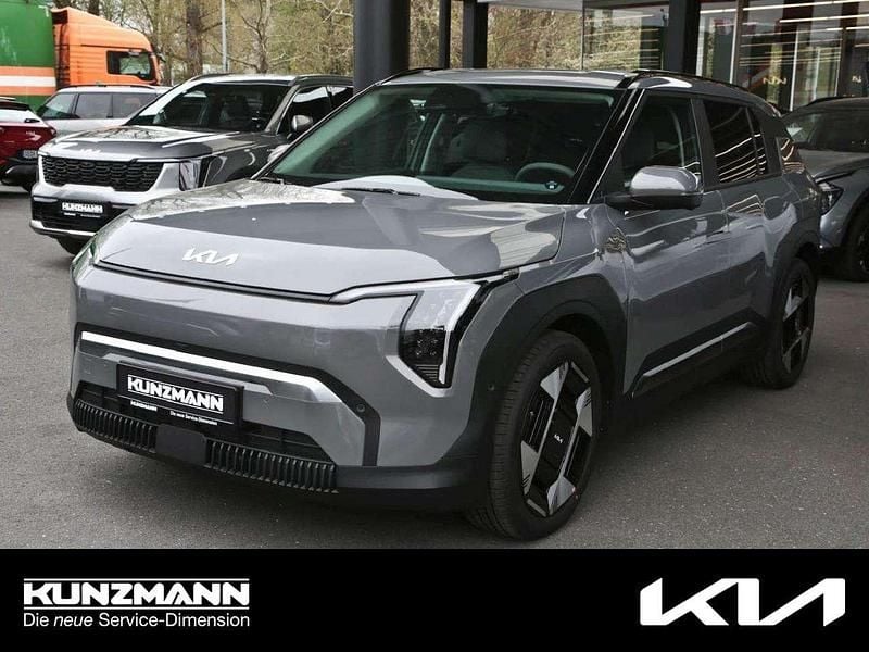 Grau Gebraucht 2025 Kia EV3 SUV | 35.339 € (Guter Preis) - Bild 1/4