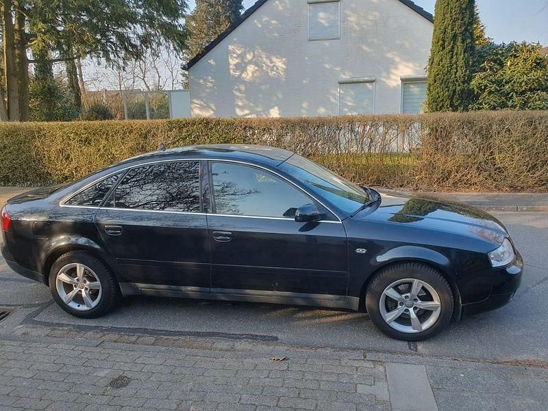 Gebraucht Audi A6 150 PS (110 kW) 2002 Schwarz Limousine