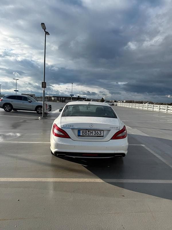 Gebraucht Mercedes CLS350 AMG 306 PS (225 kW) 2012 Weiß Limousine