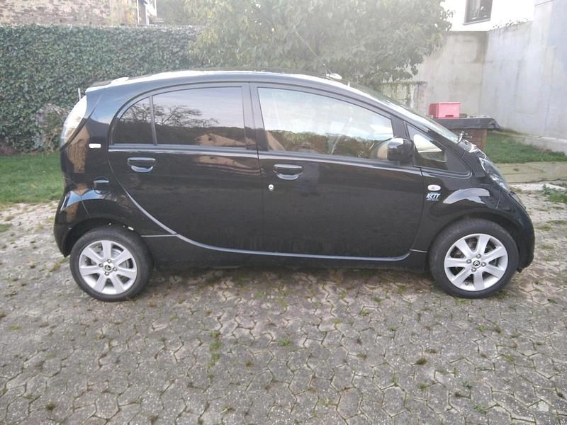 Schwarz Gebraucht 2020 Citroën C-zero Kleinwagen | 5.200 € (Guter Preis) - Bild 1/4