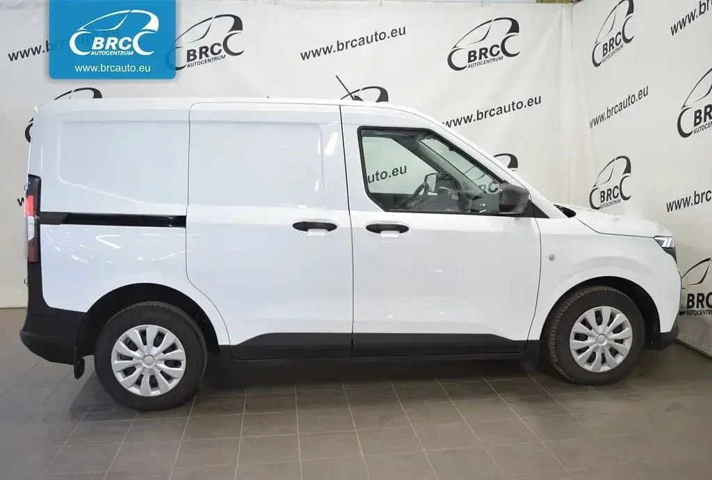Usata Ford Transit 99 CV (72 kW) 2024 Bianco Berlina