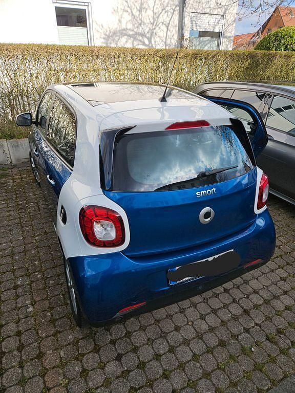 Gebraucht Smart ForFour 90 PS (66 kW) 2018 Blau Kleinwagen