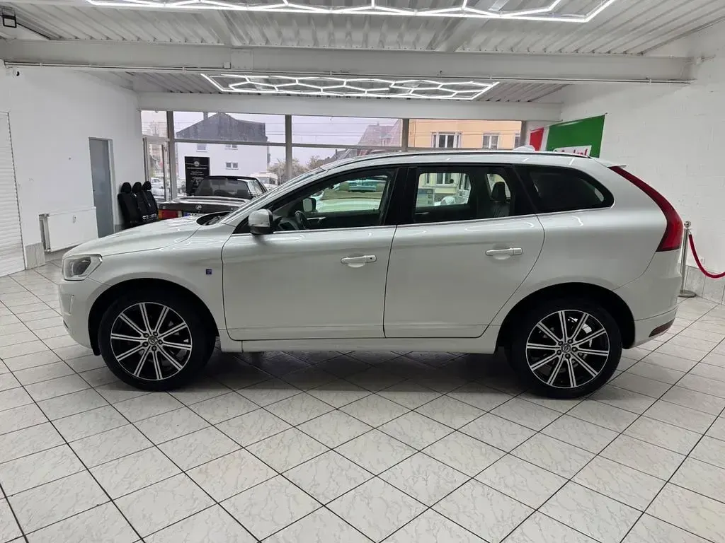 Gebraucht Volvo XC60 Ocean Race 215 PS (158 kW) 2014 Weiß SUV