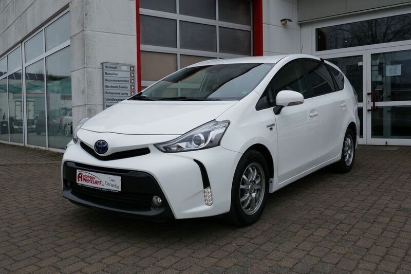 Schneeweiß Gebraucht 2019 Toyota Prius+ Comfort Van / Kleinbus | 22.800 € (Fairer Preis) - Bild 1/4