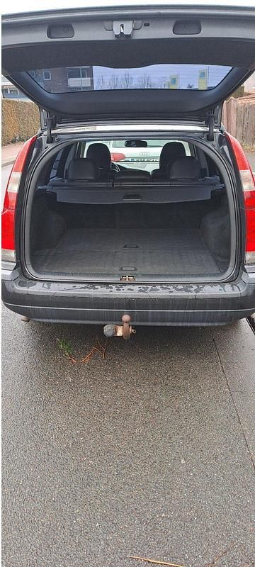 Gebraucht Volvo V70 140 PS (102 kW) 2003 Schwarz Kombi