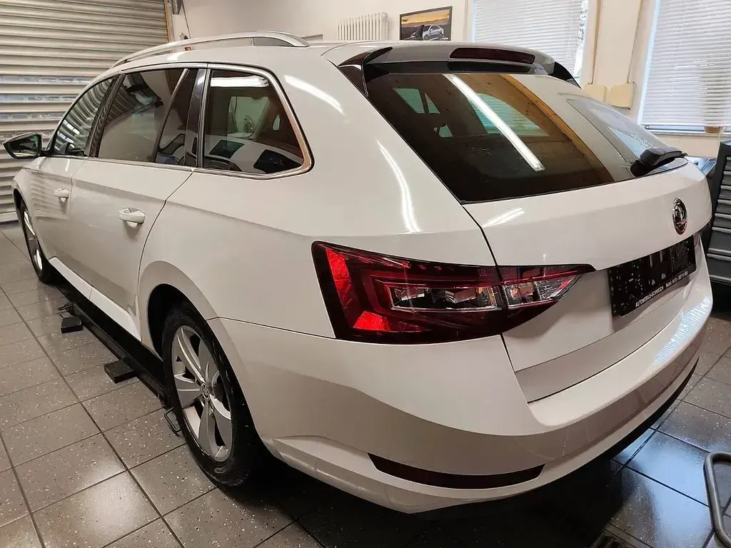 Brugt Skoda Superb Style 150 HK (110 kW) 2016 Hvid Sedan