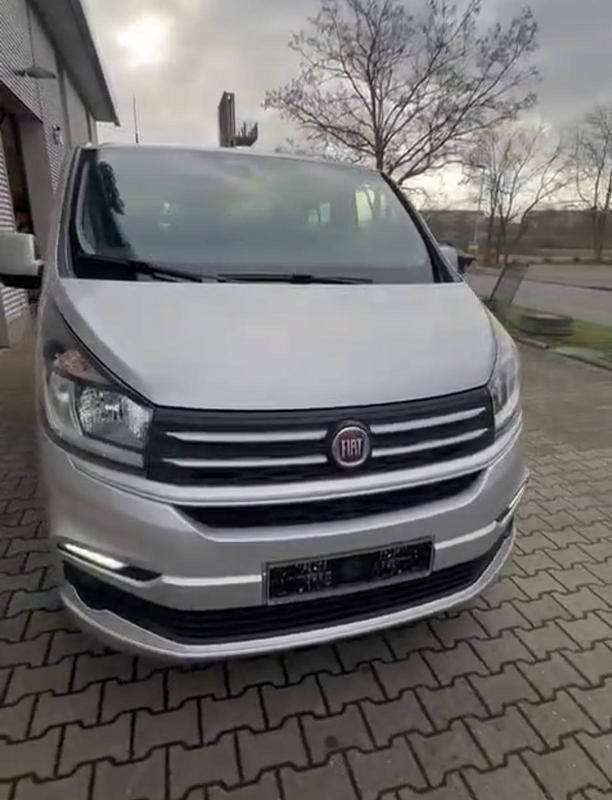 Gebraucht Fiat Talento 145 PS (106 kW) 2019 Silber Van / Kleinbus