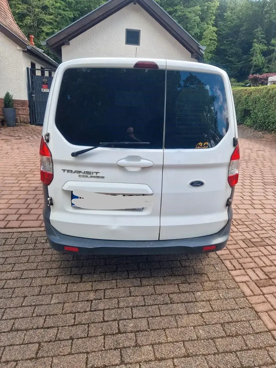Gebraucht Ford Transit 95 PS (69 kW) 2017 Weiß