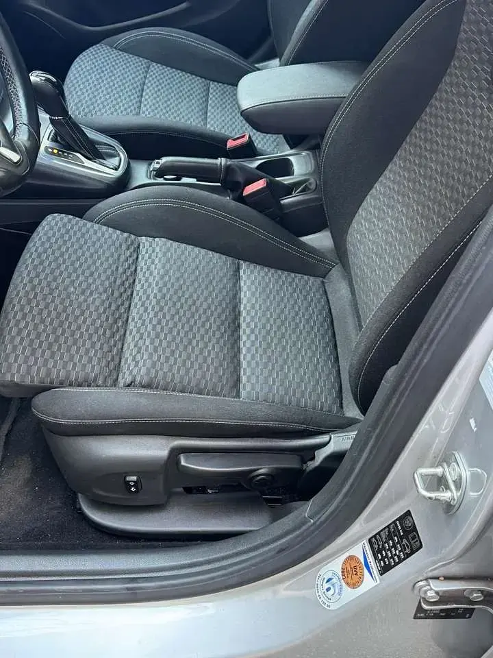 Gebraucht Opel Astra Active 136 PS (100 kW) 2016 Weiß Limousine