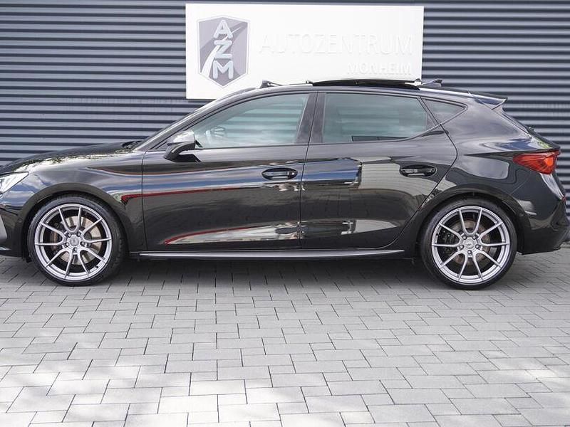 Gebraucht Cupra Leon VZ 300 PS (220 kW) 2021 Mitternachtsschwarz metallic Limousine