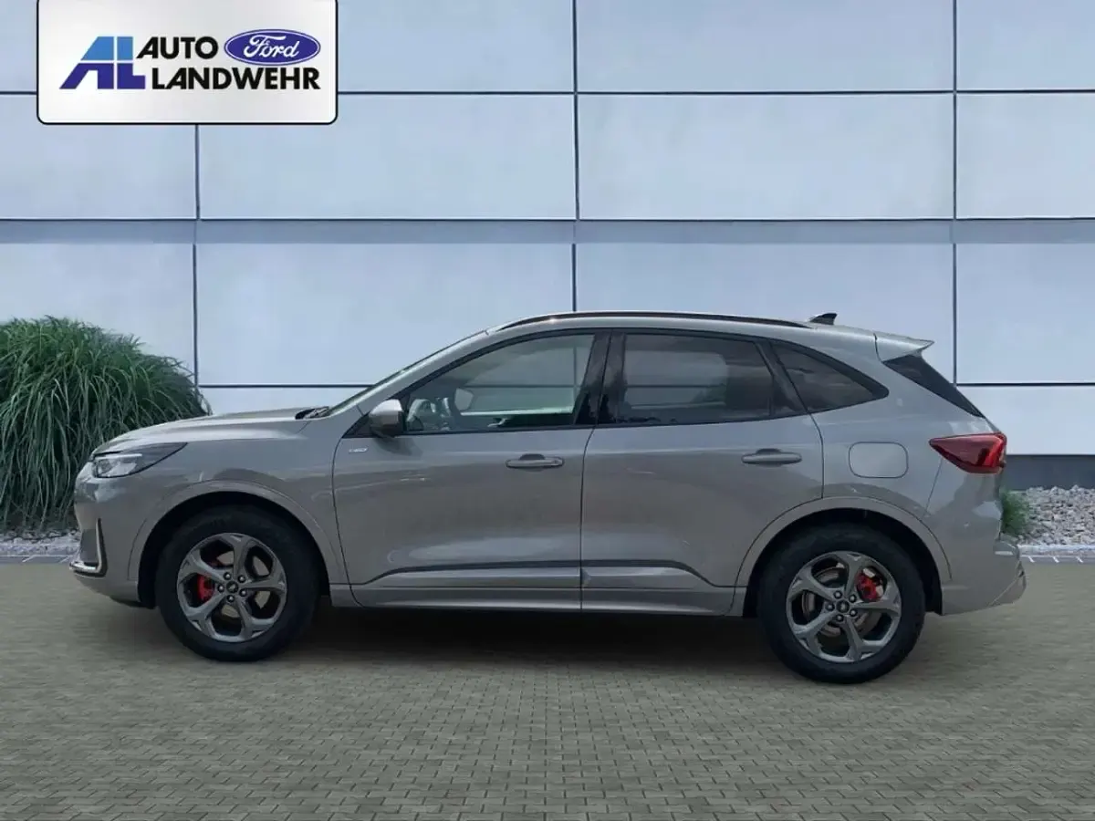 Neu Ford Kuga ST-Line X 186 PS (136 kW) 2026 Solarsilber SUV