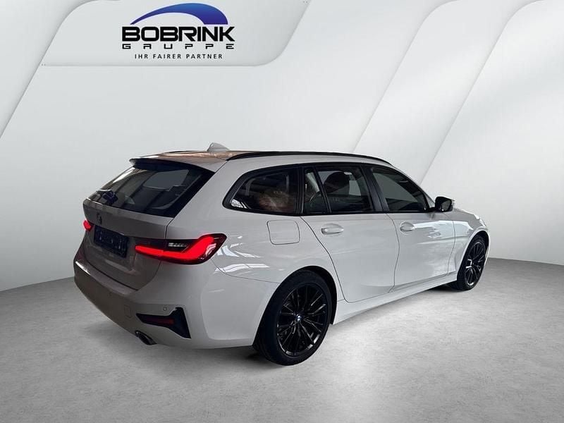Gebraucht BMW 318 Advantage 156 PS (114 kW) 2022 Weiß Kombi