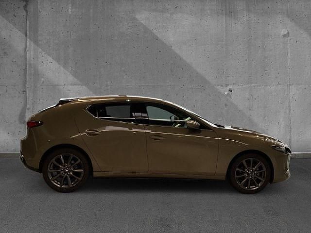 Neu Mazda 3 Exclusive-Line 140 PS (102 kW) 2026 Beige Limousine