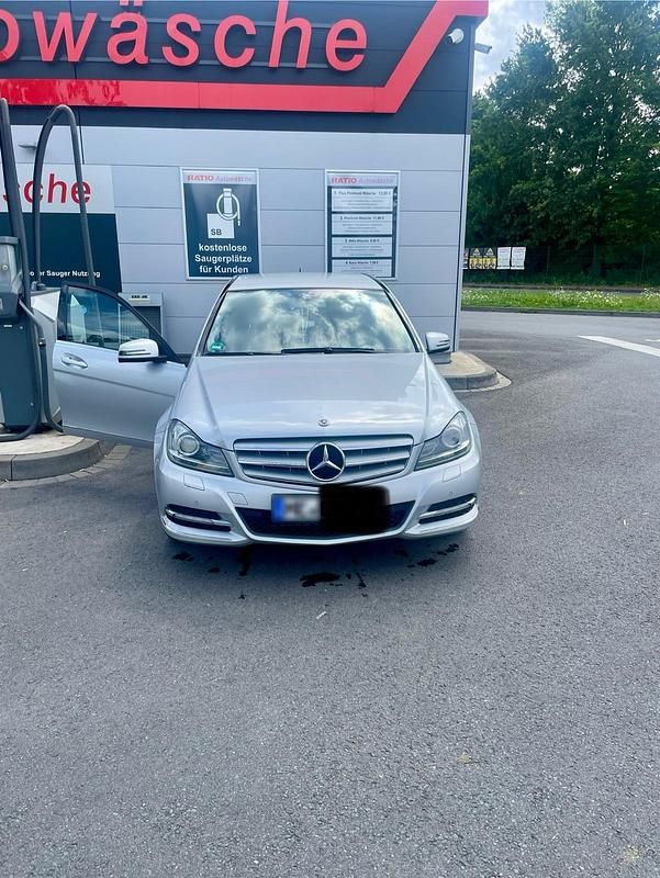 Gebraucht Mercedes C350 306 PS (225 kW) 2011 Silber Limousine