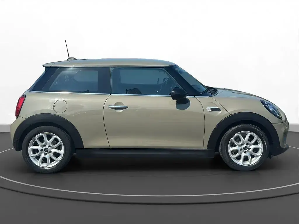 Gebraucht Mini Cooper Pepper 136 PS (100 kW) 2018 Grau Kleinwagen