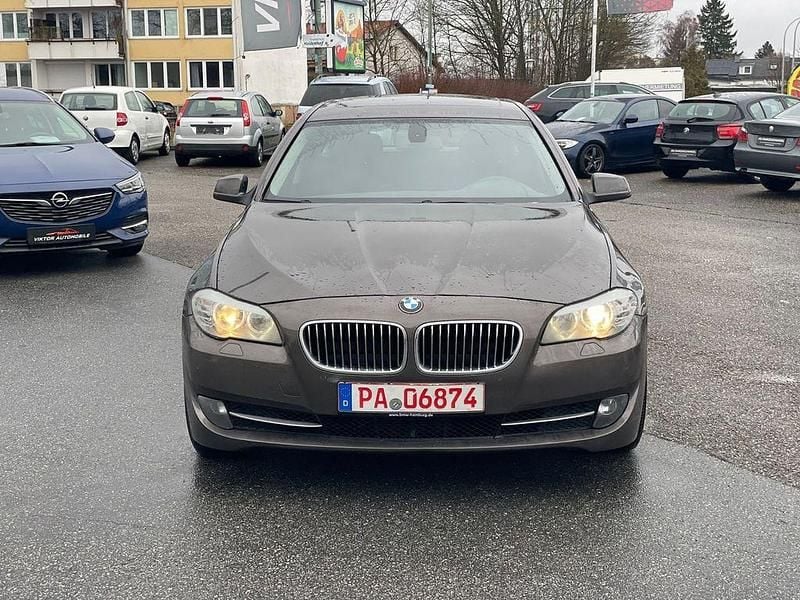 Gebraucht BMW 520 184 PS (135 kW) 2012 Braun Kombi