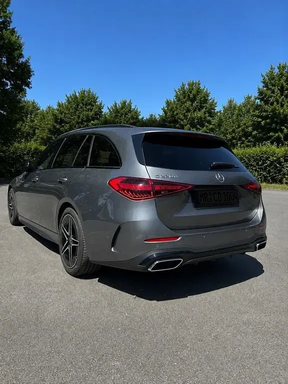 Gebraucht Mercedes C220 AMG line 200 PS (147 kW) 2022 Grau Limousine