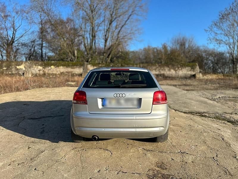 Gebraucht Audi A3 102 PS (75 kW) 2005 Silber Kleinwagen