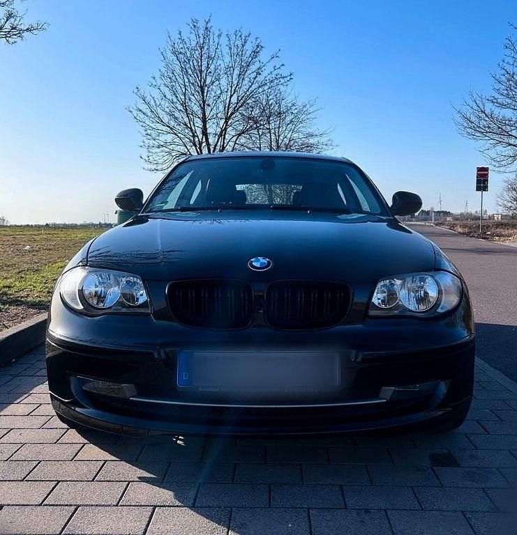 Gebraucht BMW 116 Efficient Dynamics 122 PS (89 kW) 2009 Schwarz Kleinwagen