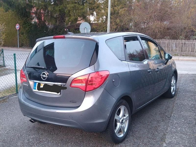 Gebraucht Opel Meriva Active 140 PS (102 kW) 2017 Grau Van / Kleinbus