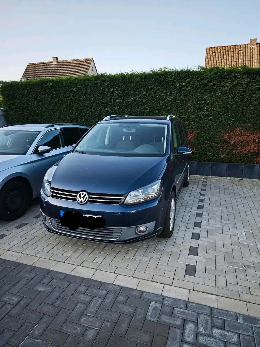 Gebraucht VW Touran 105 PS (77 kW) 2011 Blau Van / Kleinbus