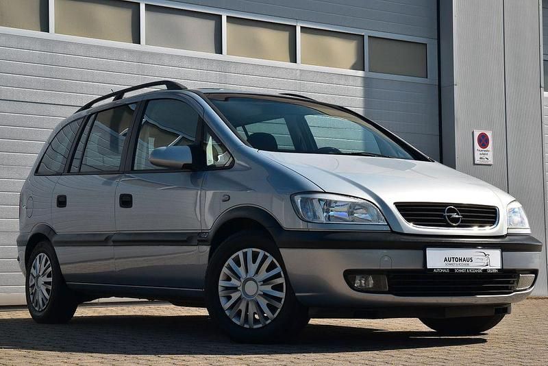 Silber Gebraucht 2000 Opel Zafira Elegance Van / Kleinbus | 1.999 € (Fairer Preis) - Bild 1/4