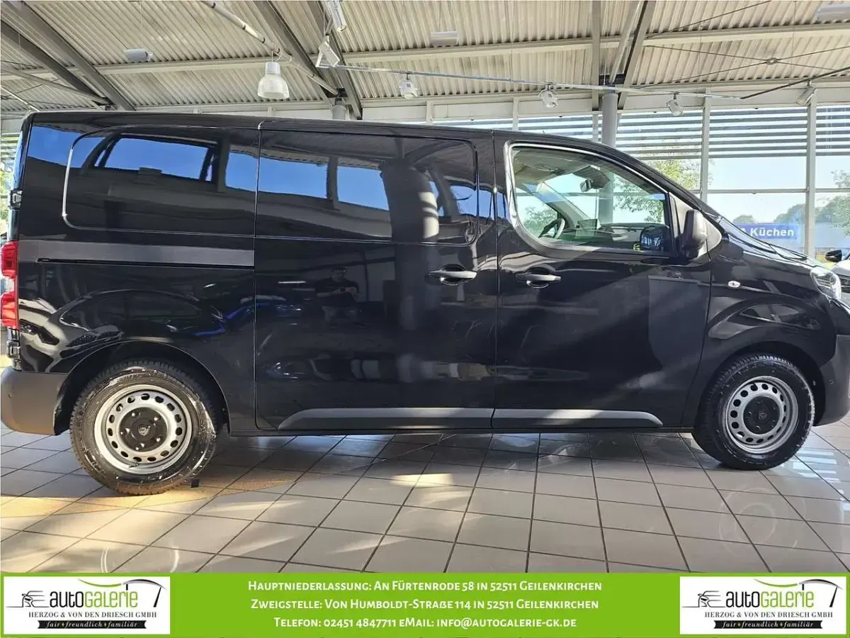 Neu Peugeot Expert 144 PS (105 kW) 2025 Perla nera schwarz metallic Van
