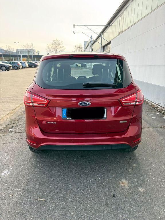 Gebraucht Ford B-MAX Titanium 101 PS (74 kW) 2017 Rot Van / Kleinbus