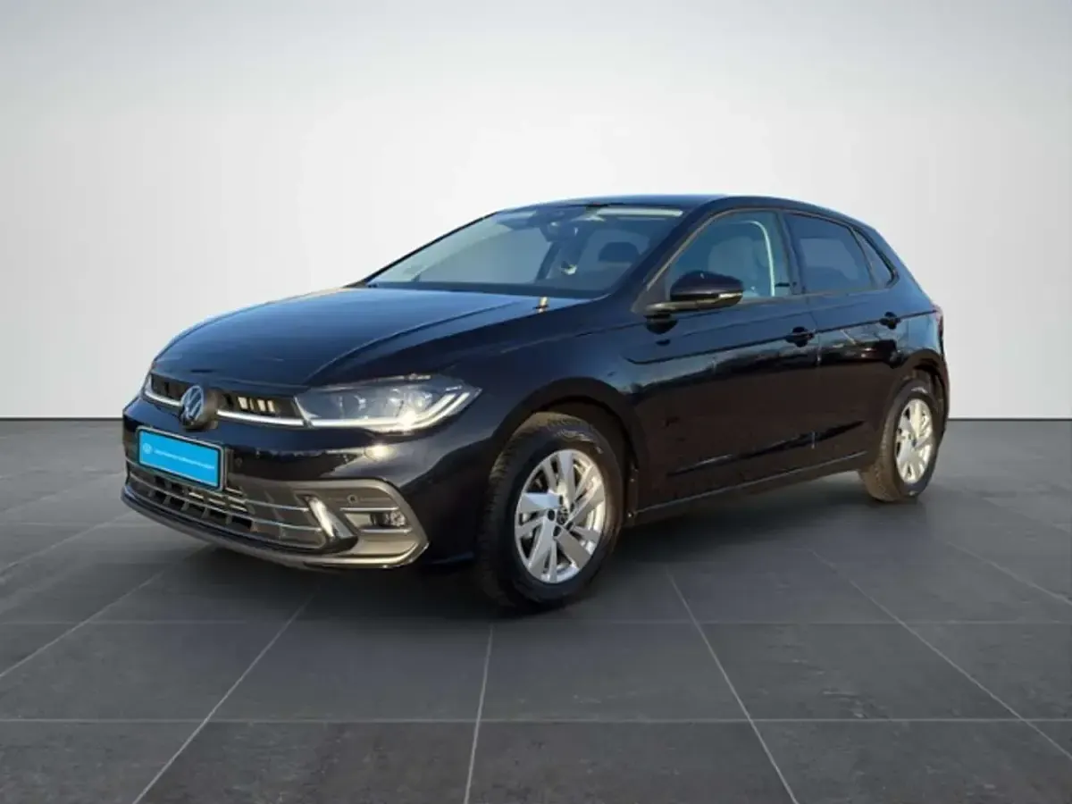 Gebraucht VW Polo Style 95 PS (69 kW) 2025 Schwarz Limousine