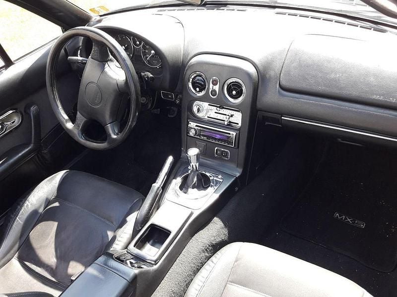 Używany Mazda MX5 90 KM (66 kW) 1996 Kabriolet