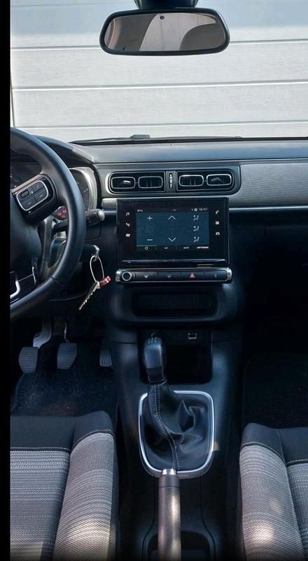 Gebraucht Citroën C3 82 PS (60 kW) 2019 Weiß Kleinwagen