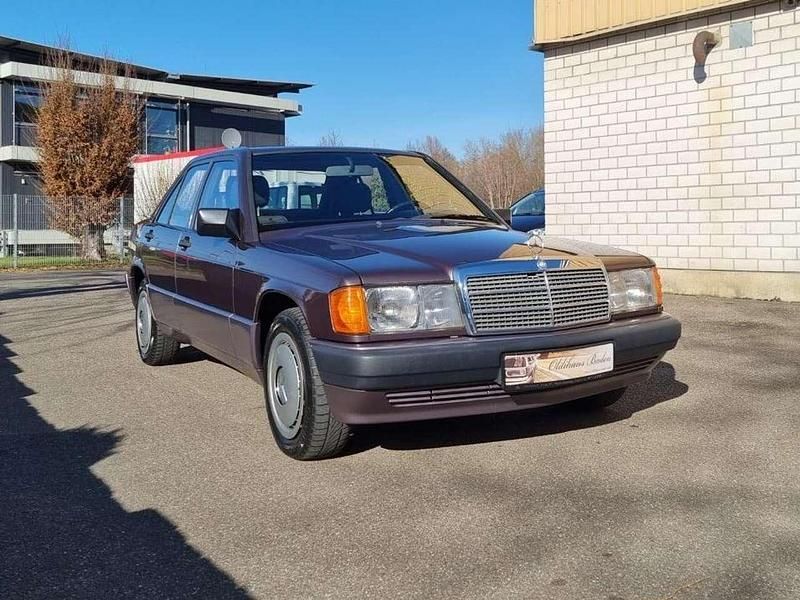 Gebraucht Mercedes 190 109 PS (80 kW) 1992 Bornit metallic Limousine
