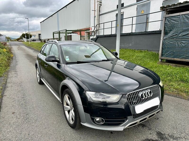 Schwarz Gebraucht 2013 Audi A4 Allroad Comfort Kombi | 7.400 € (Etwas zu teuer) - Bild 1/4