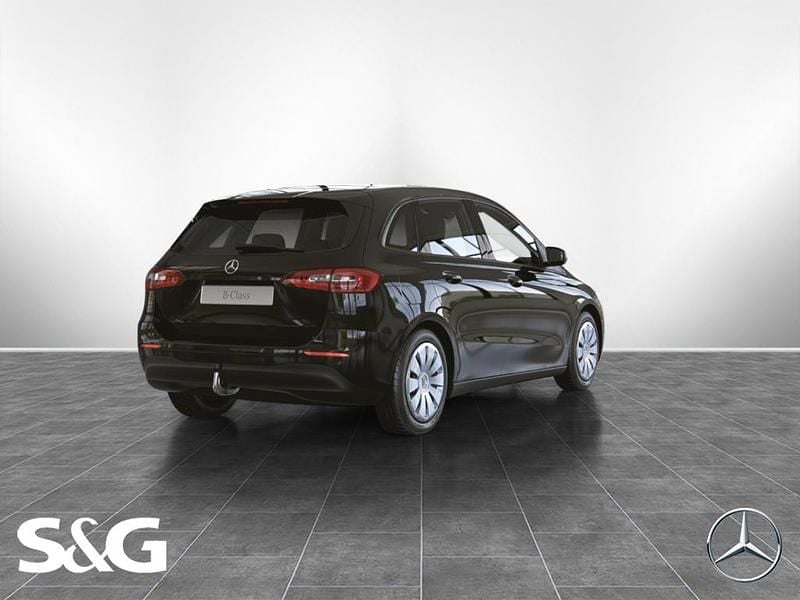 Gebraucht Mercedes B250 160 PS (117 kW) 2022 Unilack nachtschwarz Kleinwagen