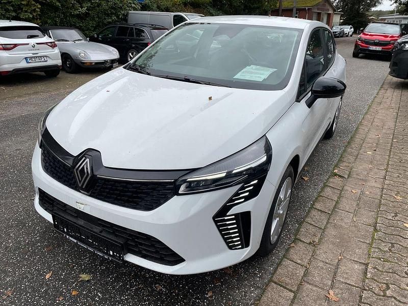Weiß Neu 2025 Renault Clio V Evolution Limousine | 17.900 € (Guter Preis) - Bild 1/4