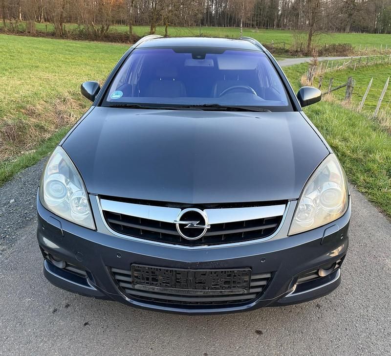 Gebraucht Opel Vectra 150 PS (110 kW) 2009 Blau Kombi