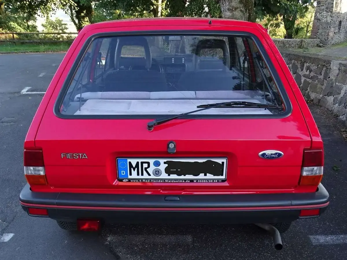 Gebraucht Ford Fiesta S 49 PS (36 kW) 1987 Rot Kleinwagen