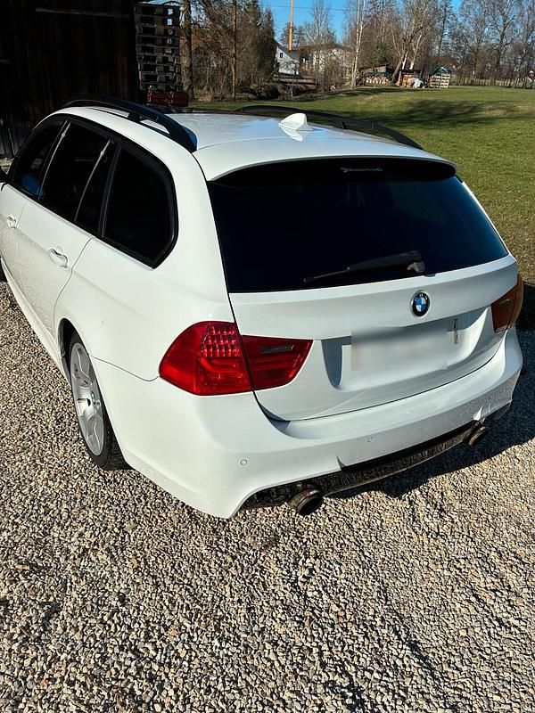 Gebraucht BMW 335 286 PS (210 kW) 2008 Weiß Kombi