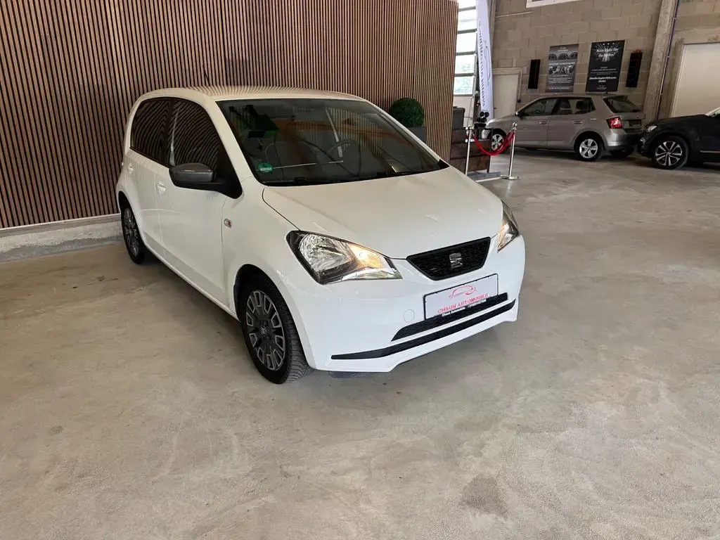 Gebraucht Seat Mii Chic 60 PS (44 kW) 2019 Weiß Kleinwagen