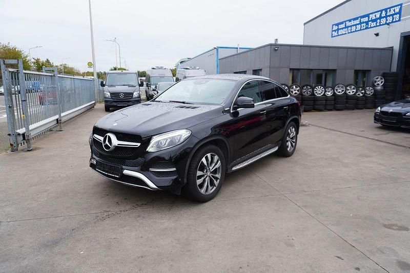 Schwarz Gebraucht 2015 Mercedes GLE350 AMG Coupé | 28.900 € (Guter Preis) - Bild 1/4