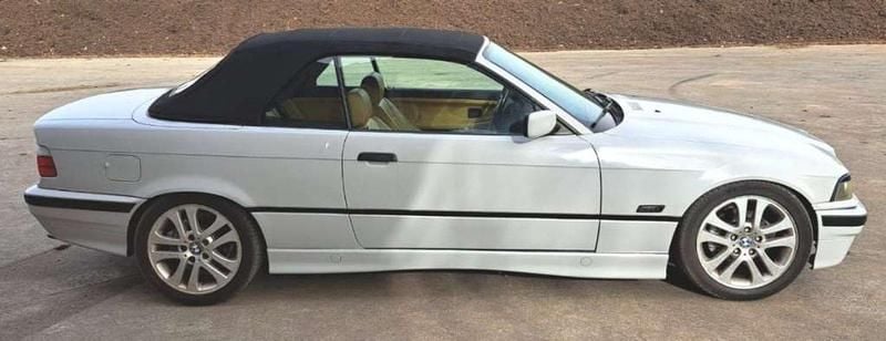 Gebraucht BMW 328 Cabriolet 193 PS (141 kW) 1996 Schwarz Cabrio