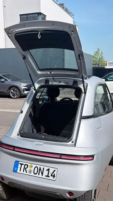Gebraucht Micro Microlino 19 kW (26 PS) 2024 Silber Kleinwagen