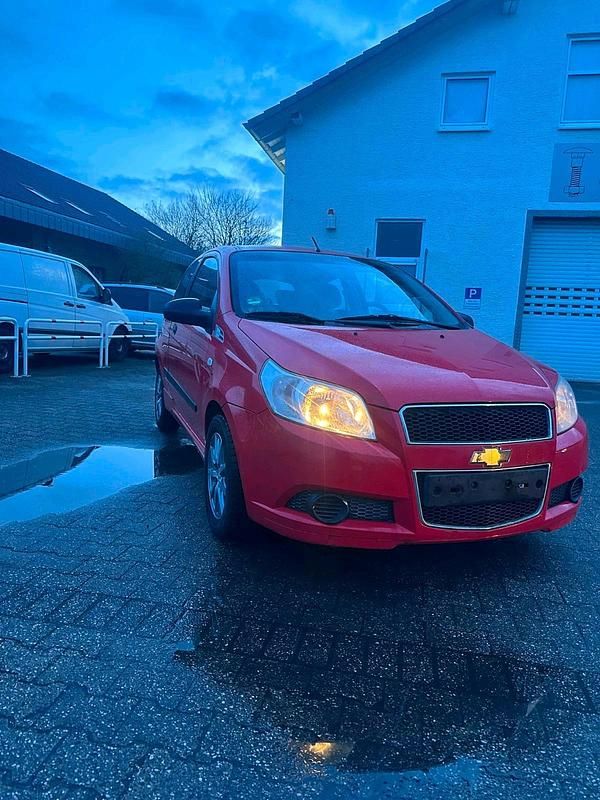 Gebraucht Chevrolet Kalos 80 PS (58 kW) 2009 Rot Kleinwagen