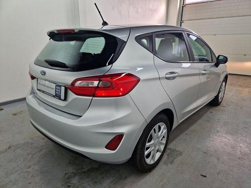 Gebraucht Ford Fiesta Trend 86 PS (63 kW) 2018 Silber Kleinwagen