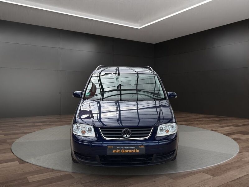 Blau Gebraucht 2006 VW Touran Goal Van / Kleinbus | 4.199 € (Teuer) - Bild 1/4