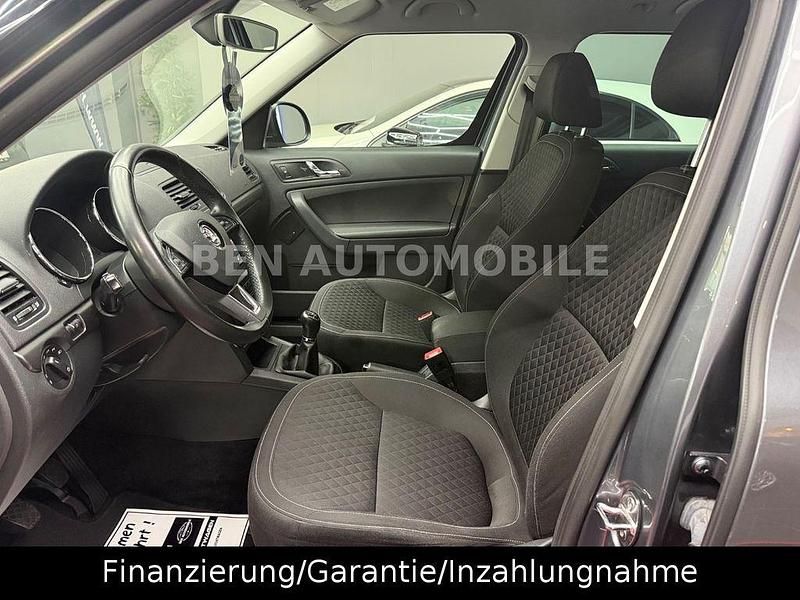 Gebraucht Skoda Yeti Drive 110 PS (80 kW) 2017 Grau SUV