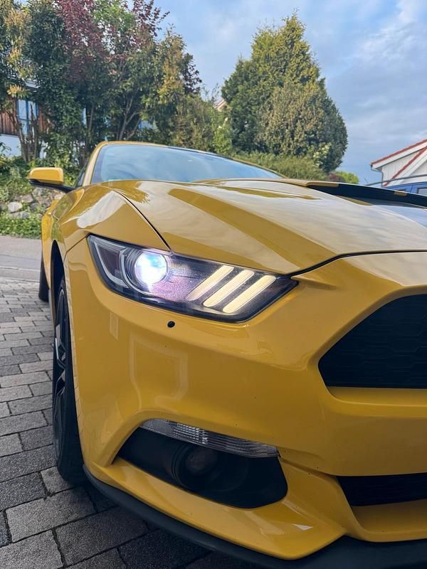 Gebraucht Ford Mustang 314 PS (230 kW) 2015 Gelb Coupé